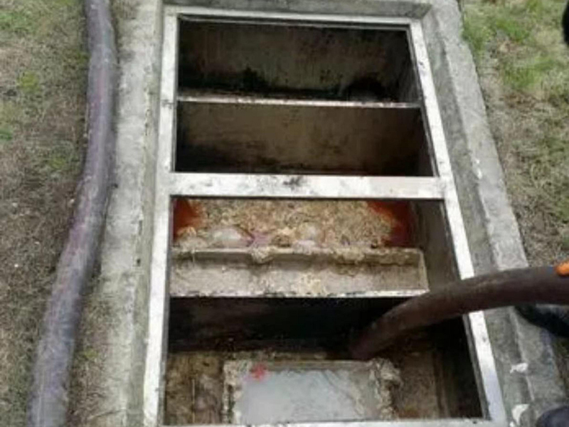龙湾镇隔油池清理